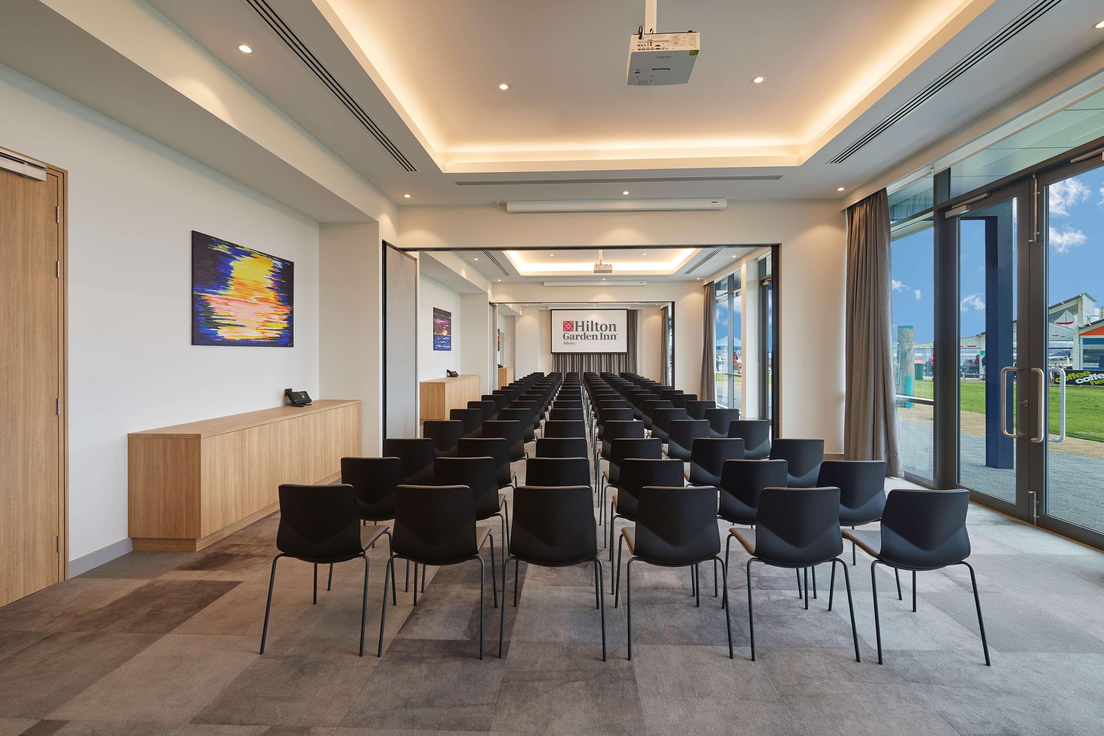 Hilton Garden Inn Albany, Wa מראה חיצוני תמונה